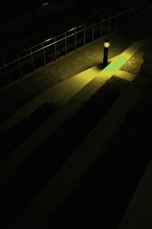 點光 一隻路燈 spot light 高雄科工館 Photo by Toomore