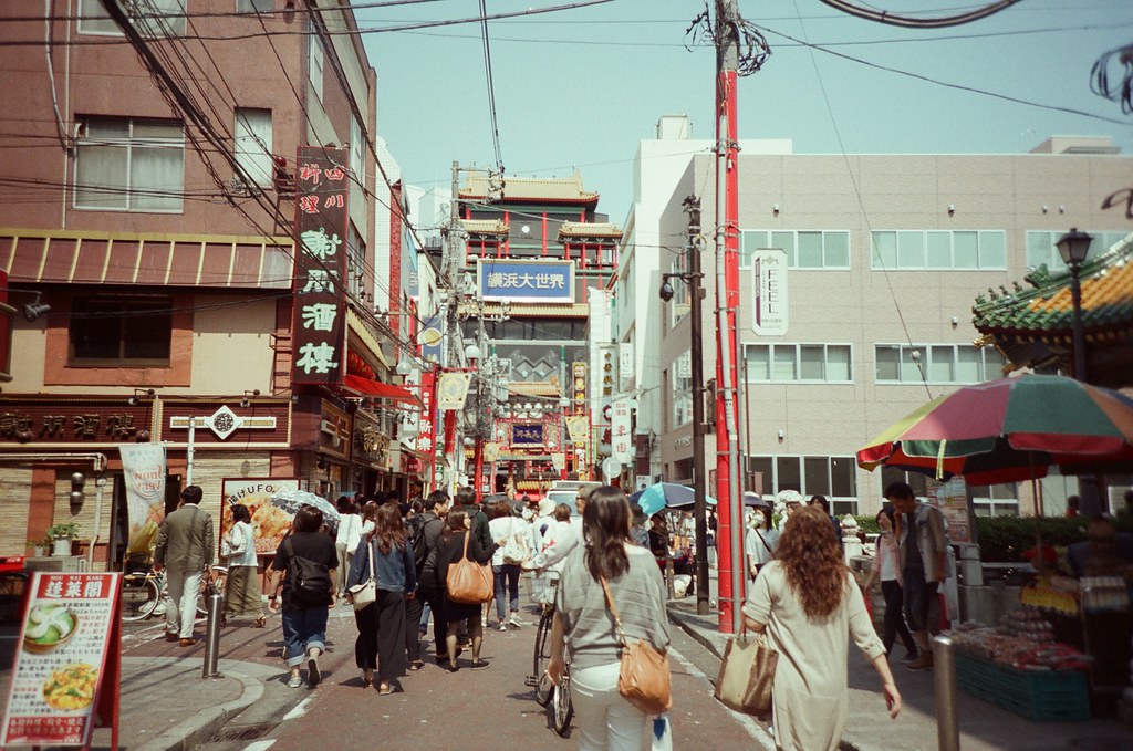 橫濱 Yokohama, Japan / Fujifilm 500D 8592 / Lomo LC-A+ 橫濱大世界，恩，我也不知道大世界是指什麼東西。  記得先在中華街裡面快速的走一遍，然後再從頭開始慢慢走、慢慢拍。  Lomo LC-A+ Fujifilm 500D 8592 7394-0035 2016-05-21 Photo by Toomore