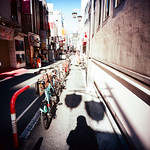 新宿 Tokyo / Kodak Pro Ektar / Lomo LC-A 120 Photo by Toomore